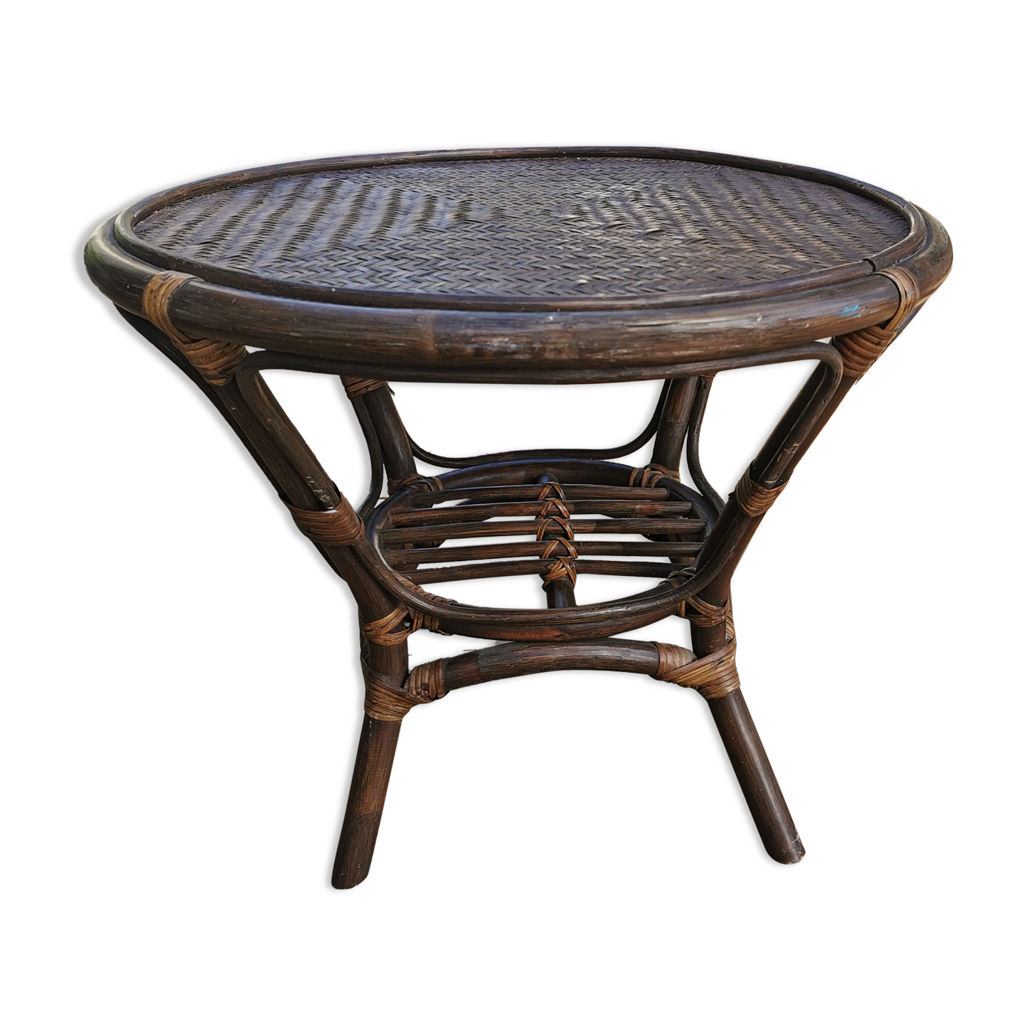 Round vintage coffee table in bombous and rattan