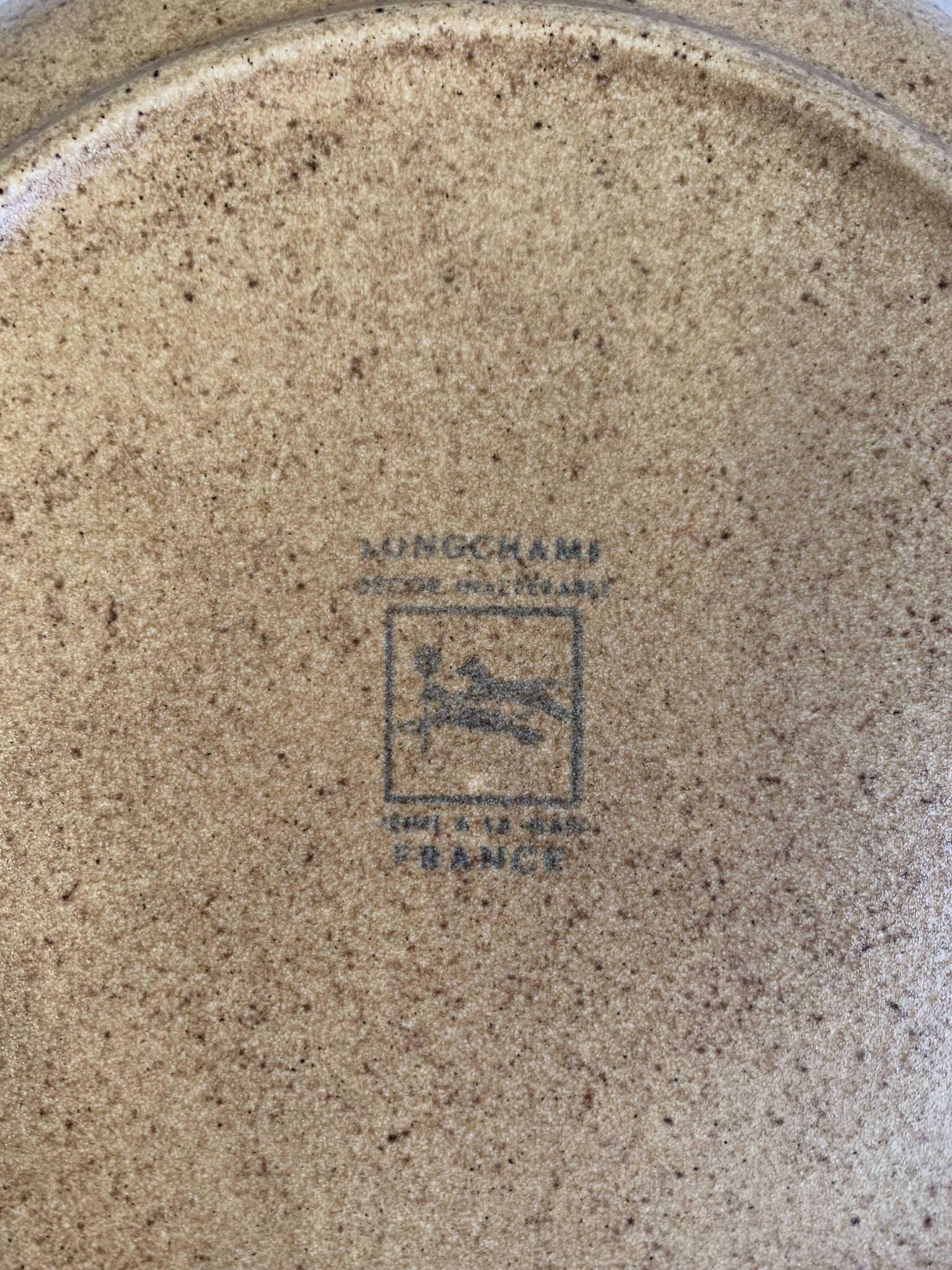 6 assiettes creuses en grès émaillé marron Longchamp, années 1970