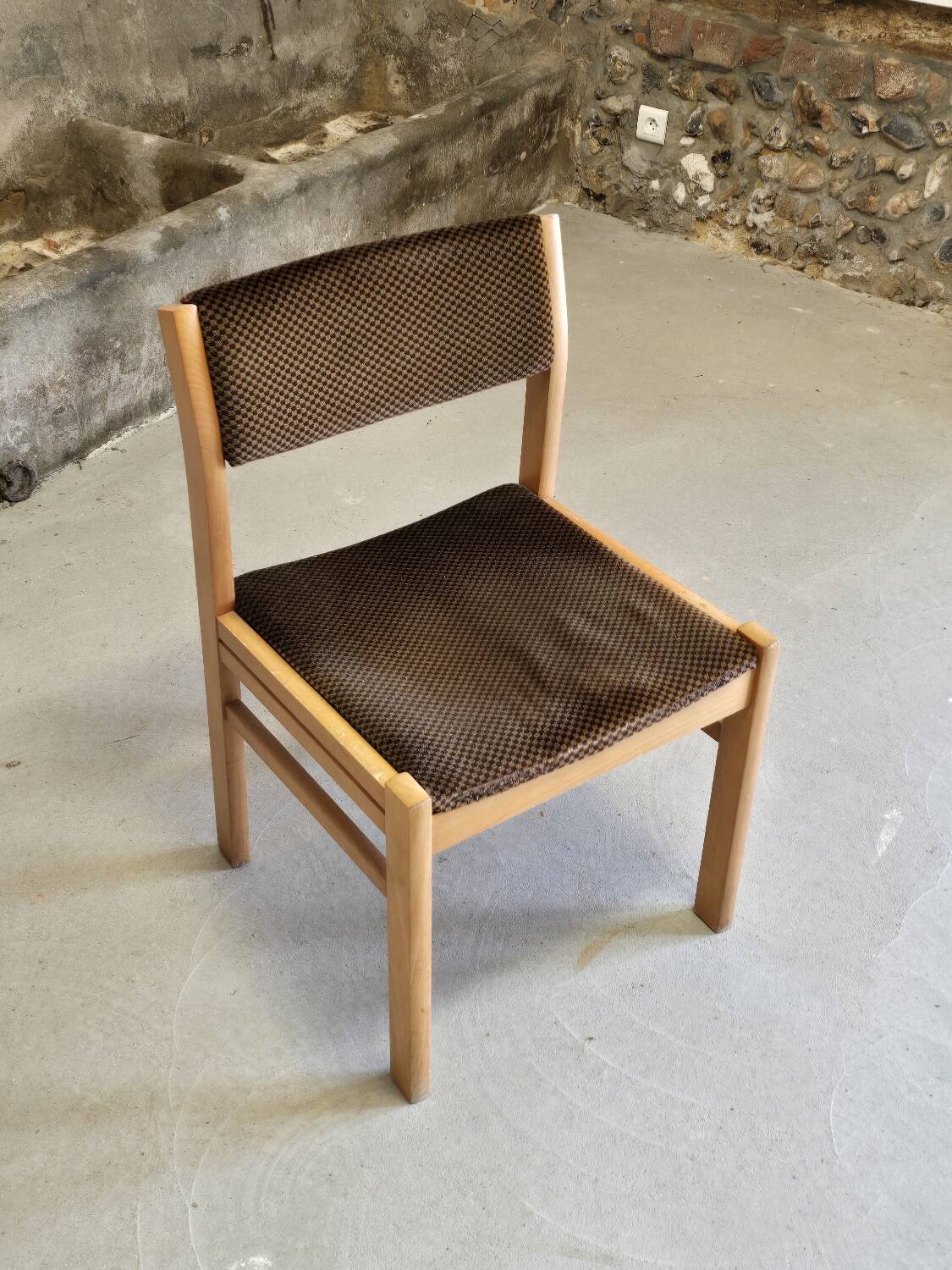 1970 wood and velvet chair