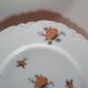 lot de  4 assiettes a dessert en porcelaine de limoges blanche a fleurs, le bord d'une est different