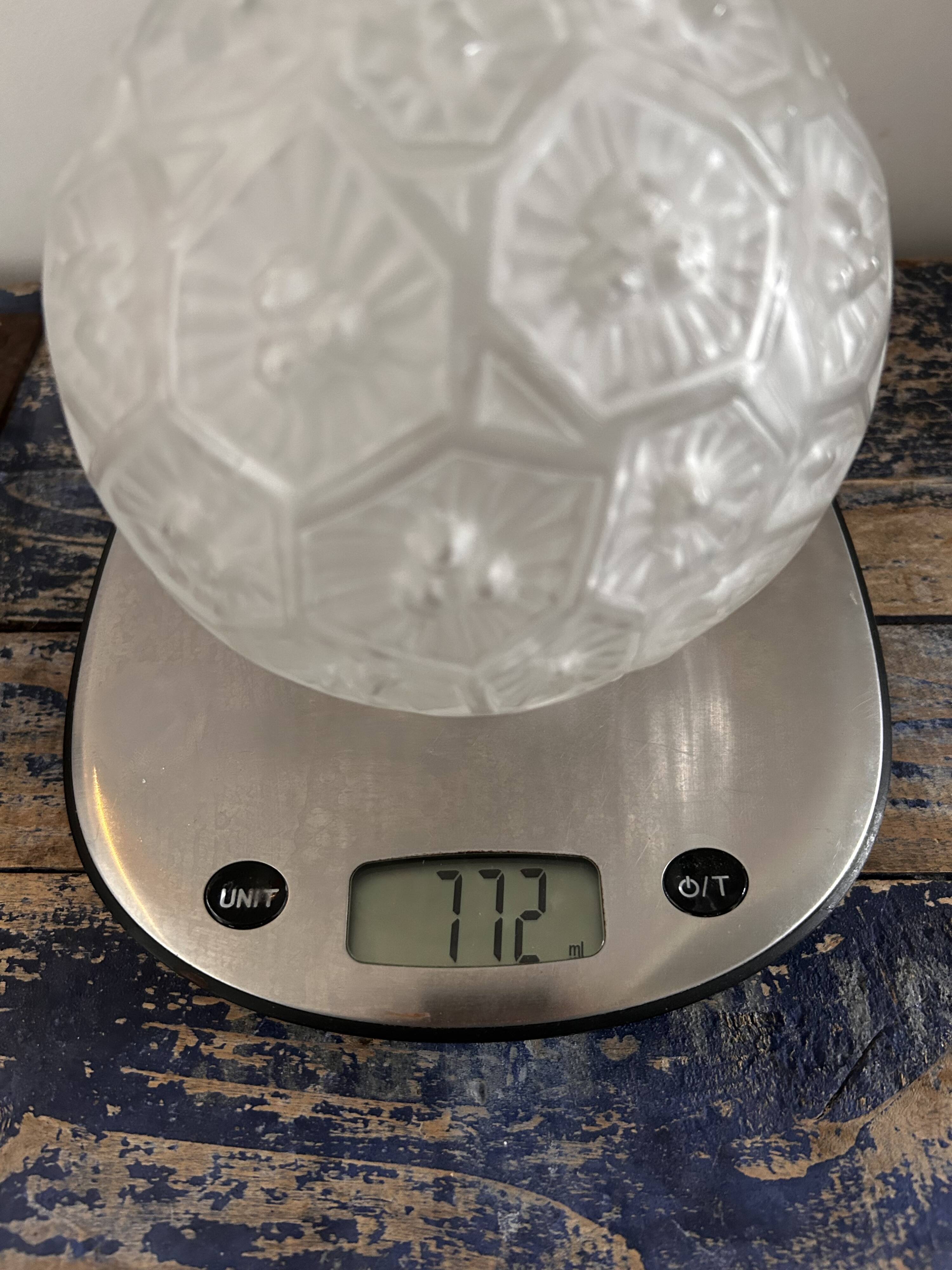 Art Deco globe table lamp