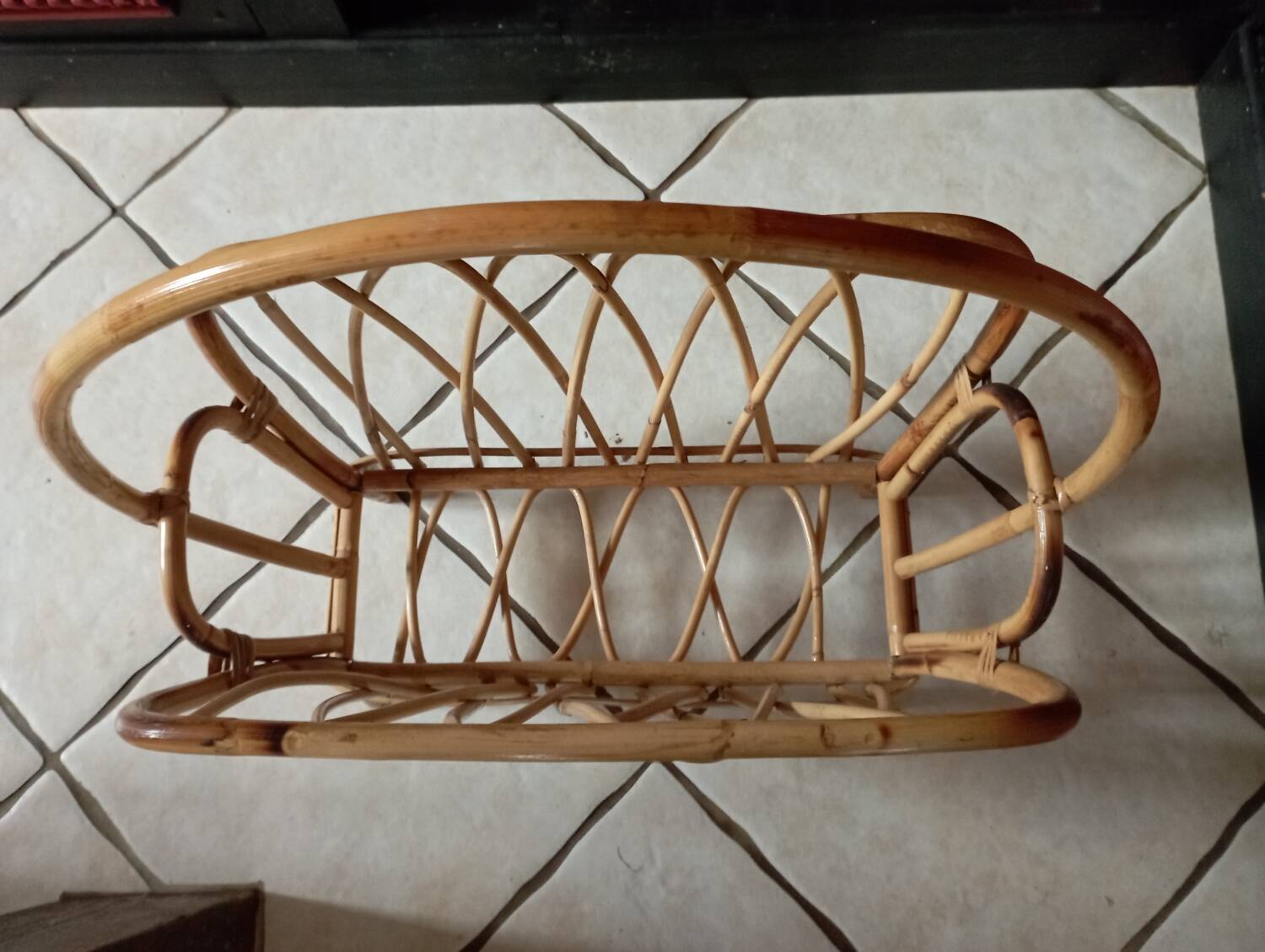 Bamboo magazine rack