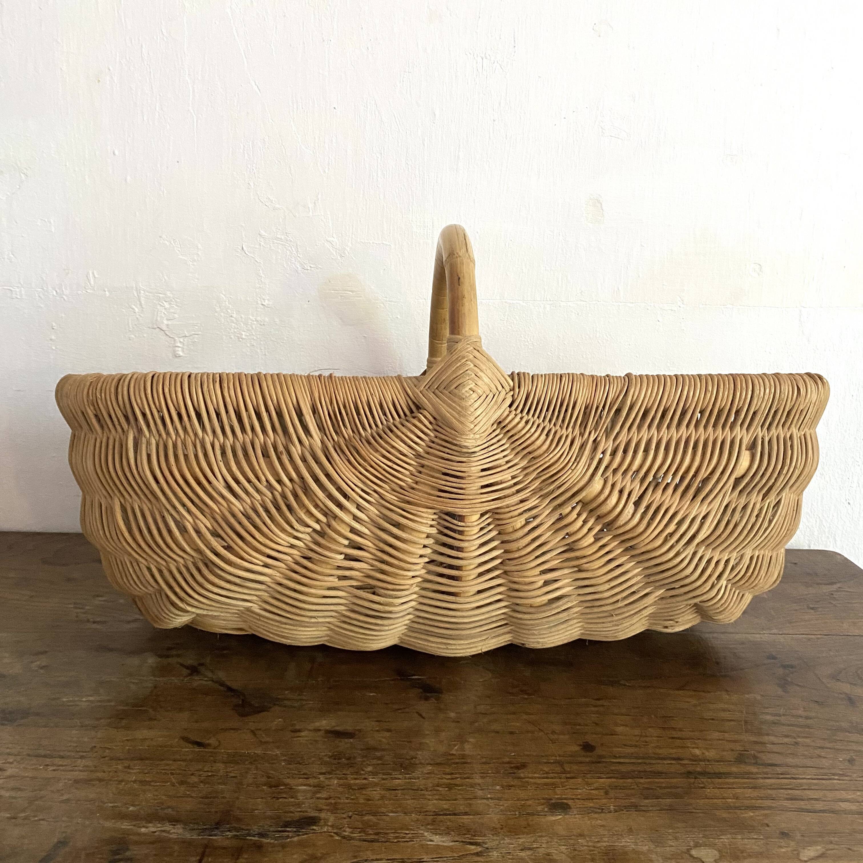Grand panier ovale clair