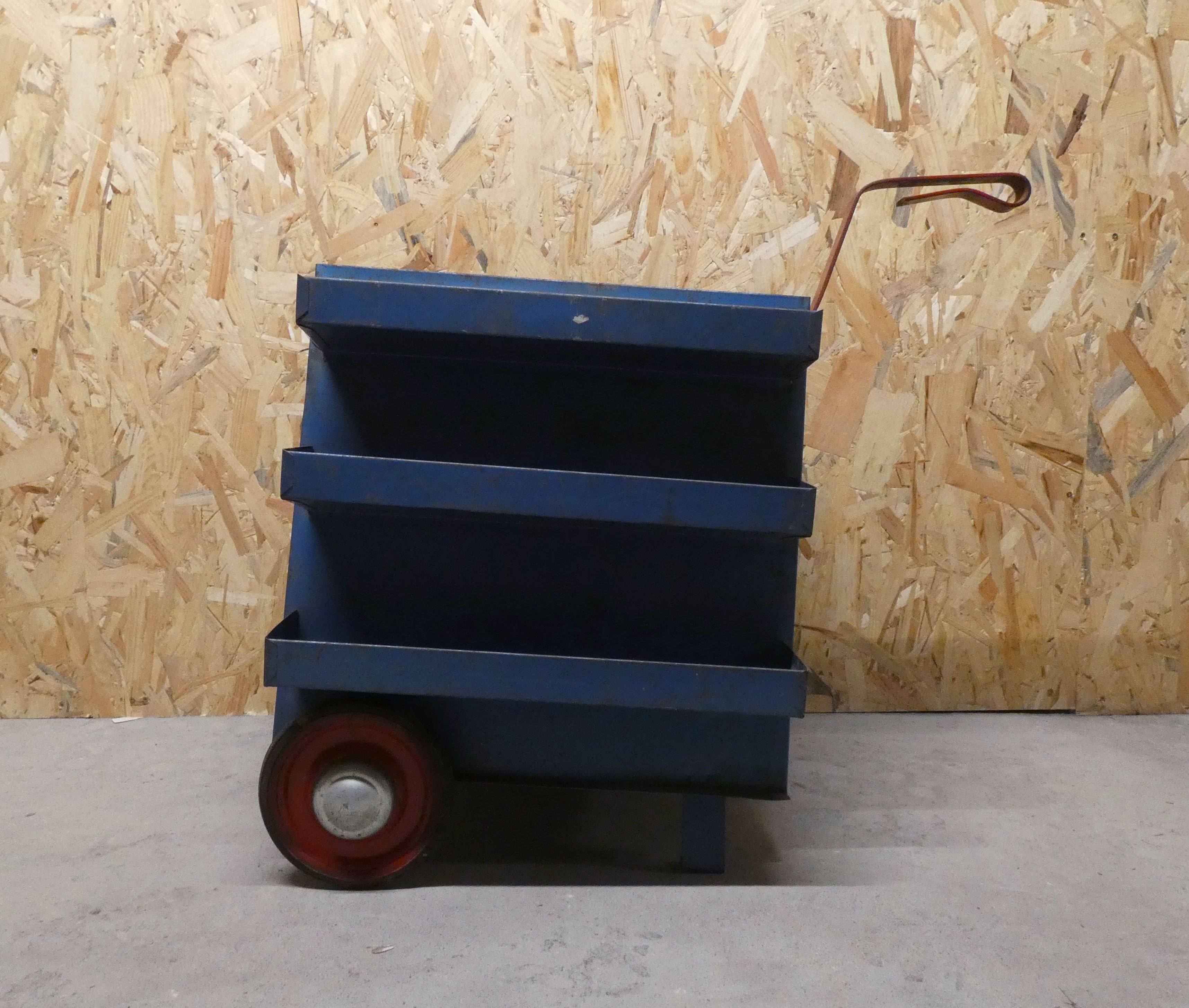 industrial service servant to tools 60s