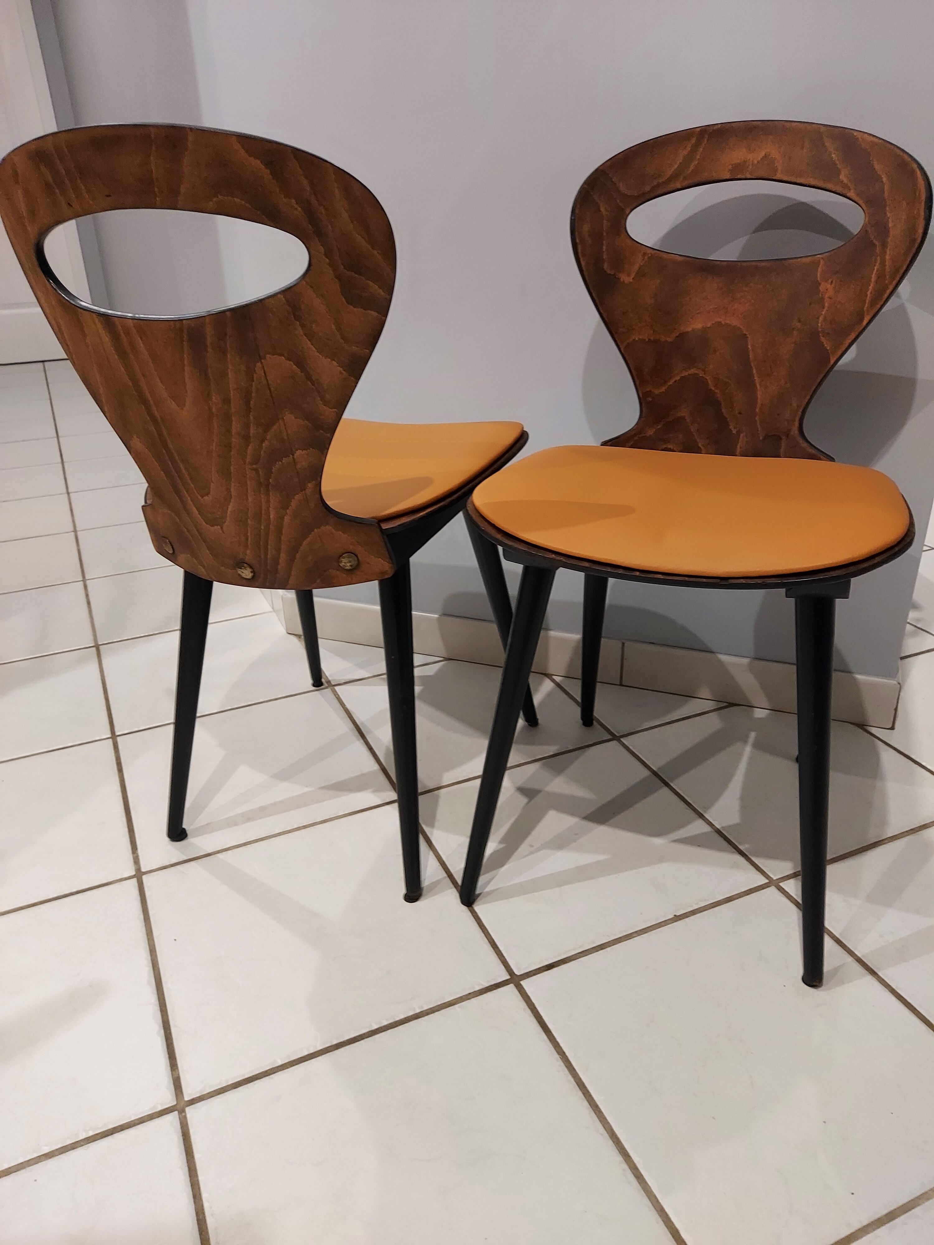 Pair of chairs from Baumann Ant model 1960s