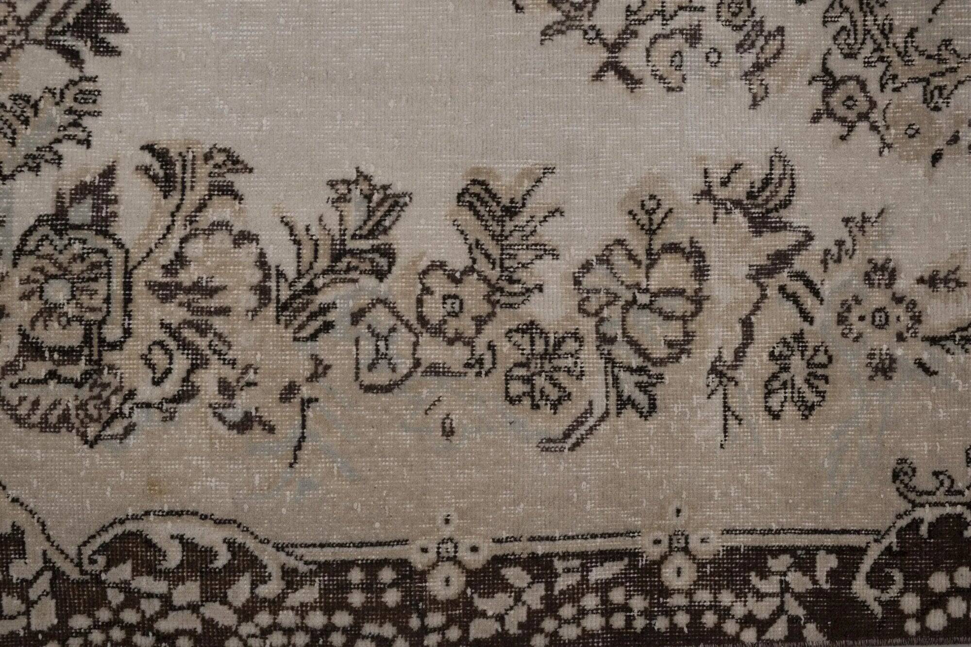 Vintage handmade Turkish rug 165x280 cm