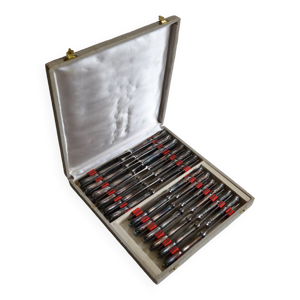 24 COUTEAUX TABLE & dessert - metal argente