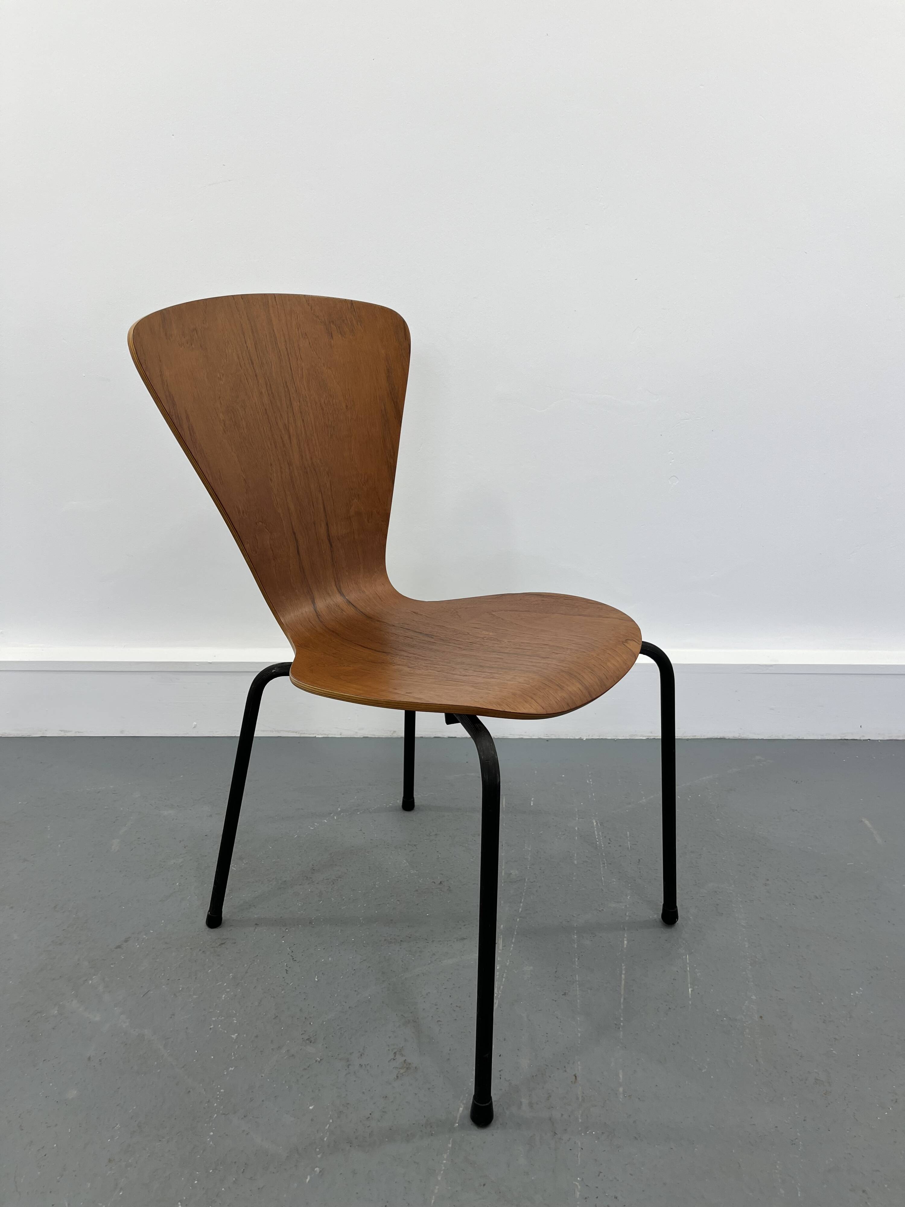 Danish plywood chair, 1970 s