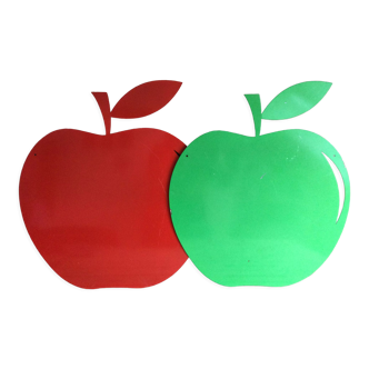 2 green and red apple magnetic panels