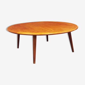 Round oak coffee table from H. Pander & Zn, the Netherlands 1950