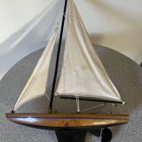 Vintage basin sailboat 60s