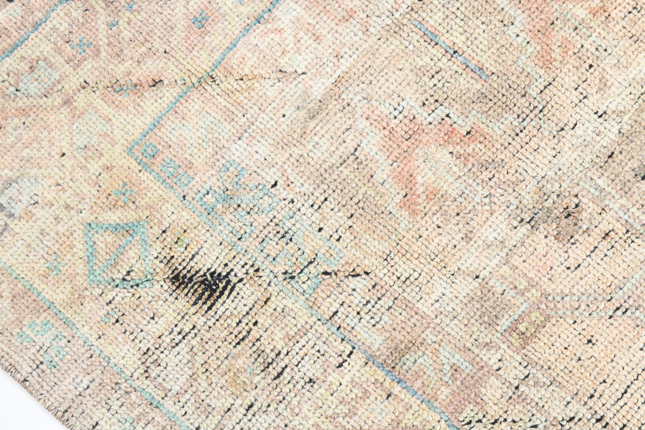 Turkish vintage area rug 221x112cm