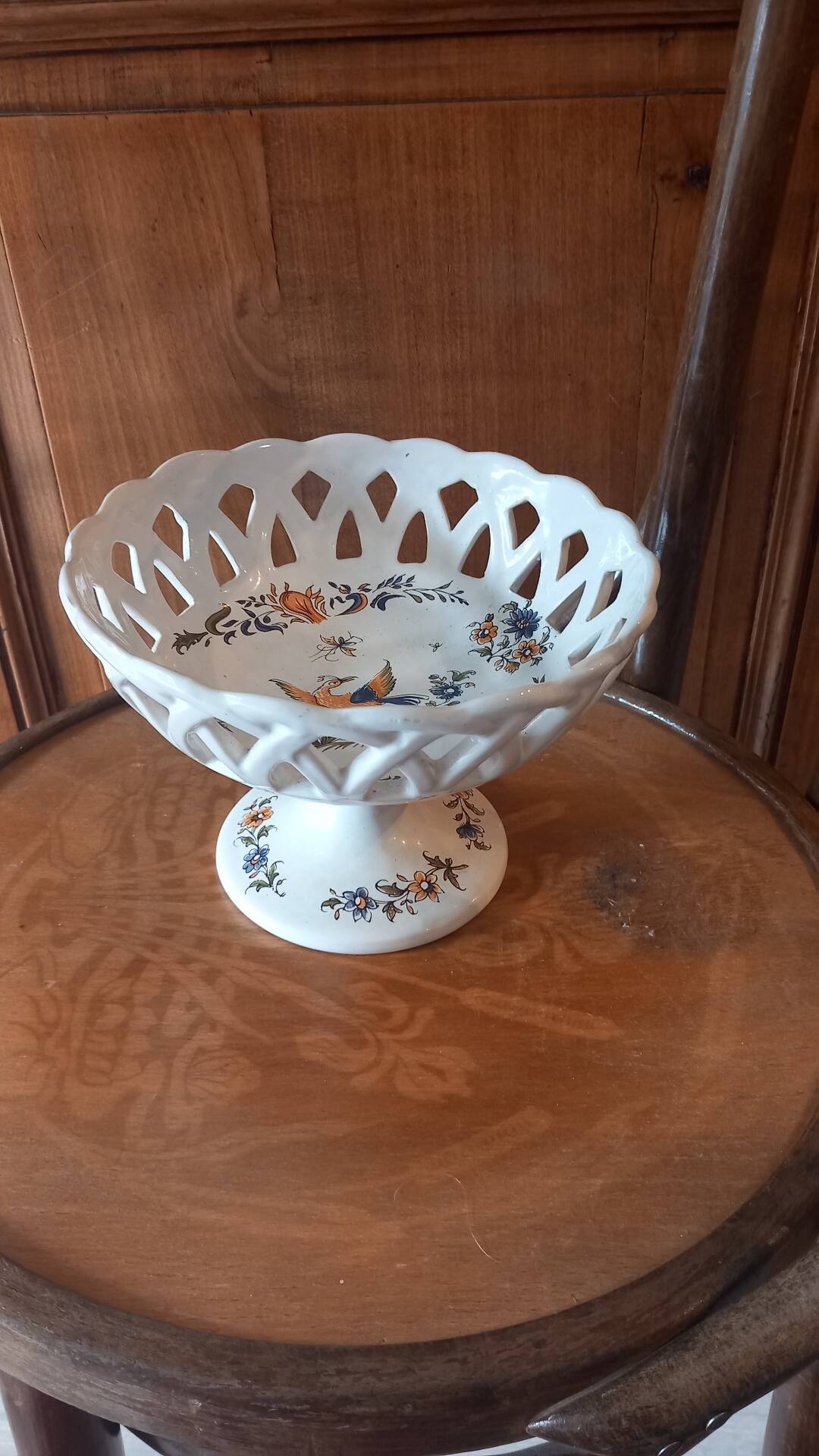 Fruit bowl faience Moustiers decoration