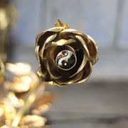 Pair of bronze and gold metal floral wall sconces, flower wall lamp.
