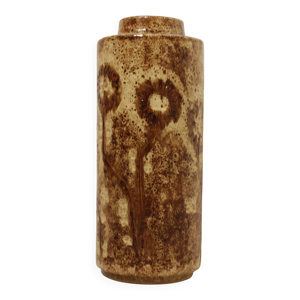 Important pot en céramique