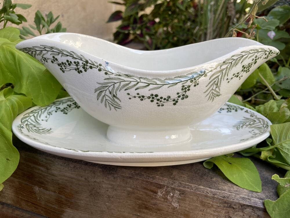 Sauceboat in earthenware k&g luneville pepper model tableware