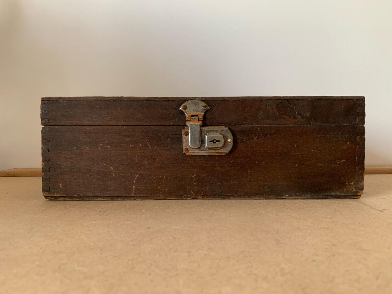 Caisse en bois ancienne
