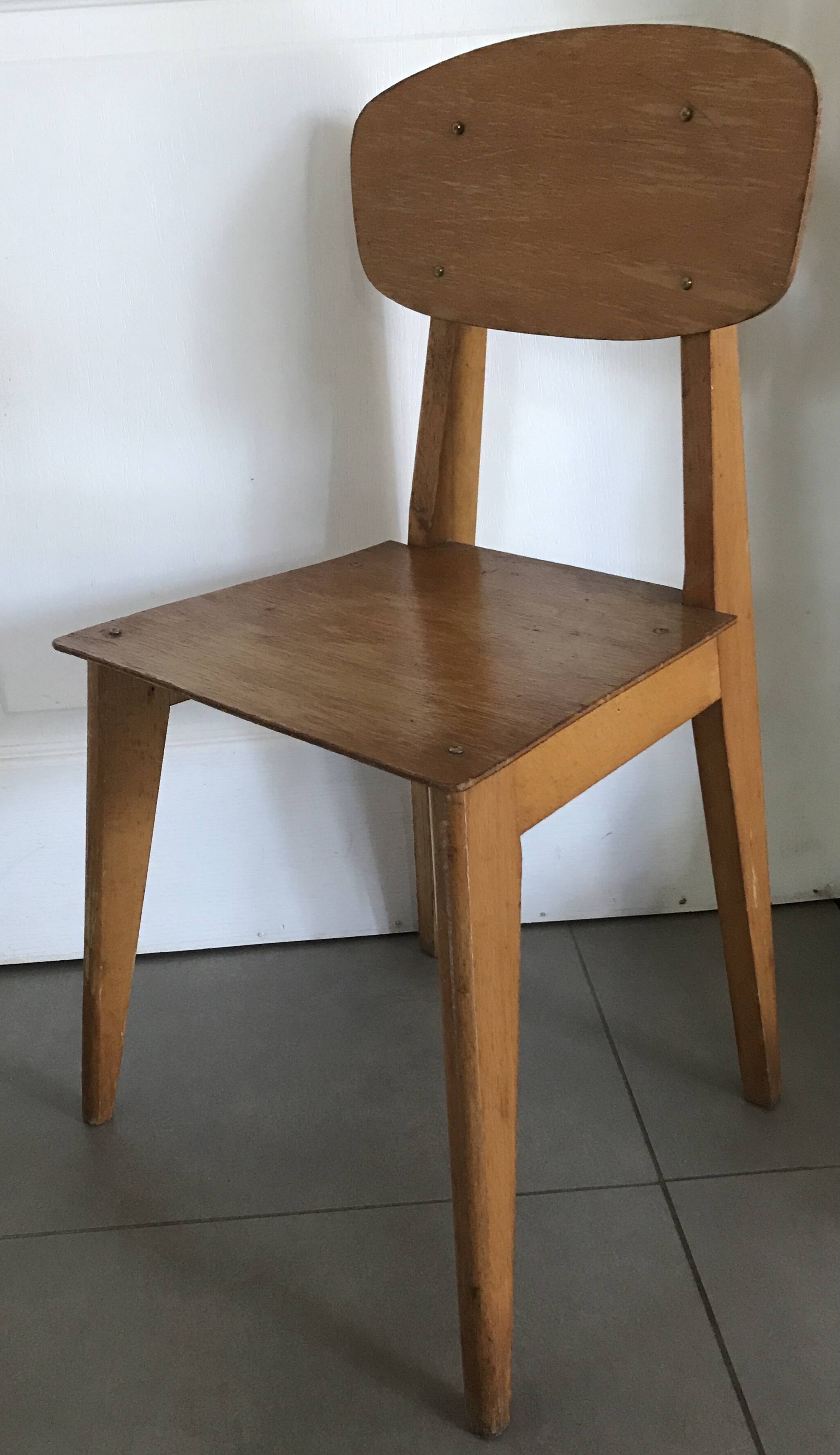 Vintage wooden chair for children from the 1960s:1970s