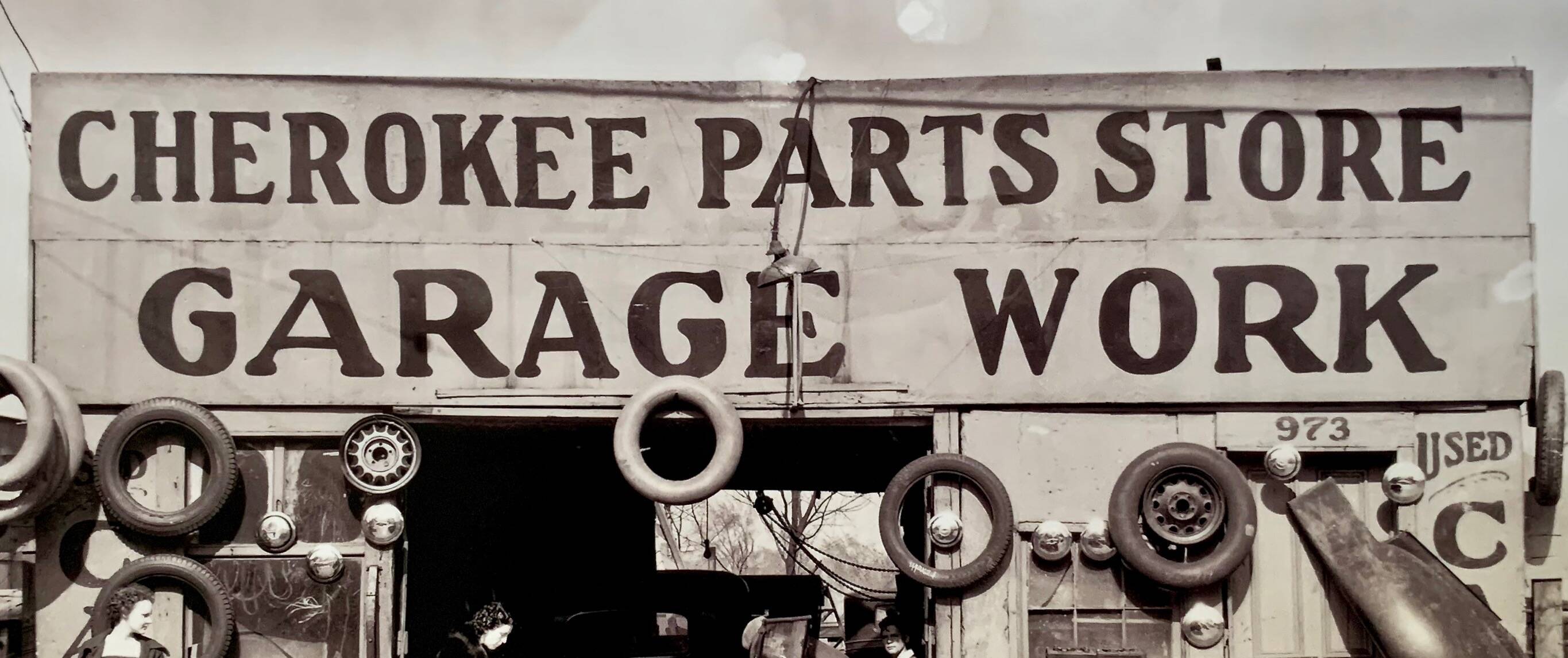 Fine art photography Walker Evans – “Garage in Southern City Outskirts”, 1936