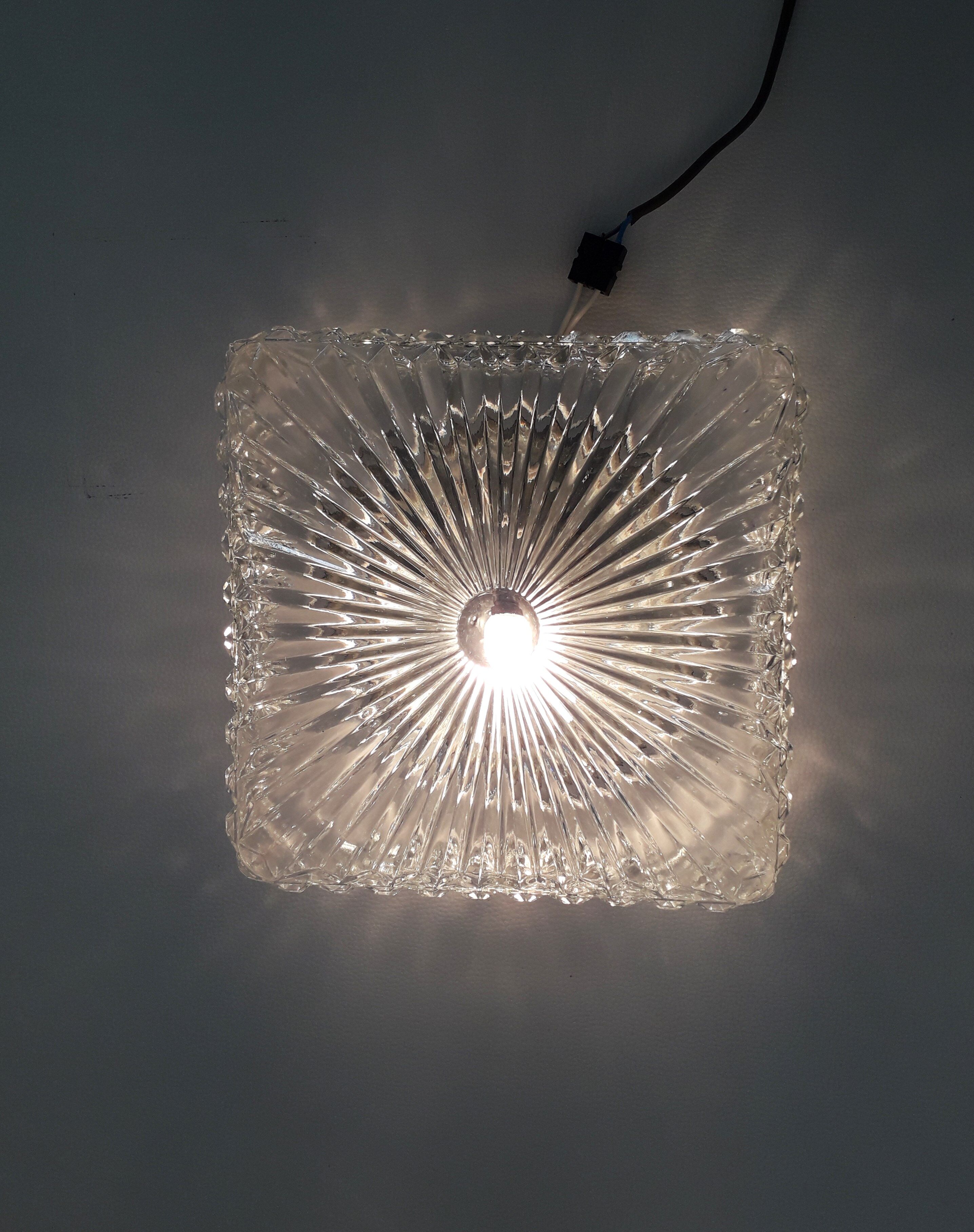 Vintage ceiling lamp / wall lamp - Molded glass - square - 1960