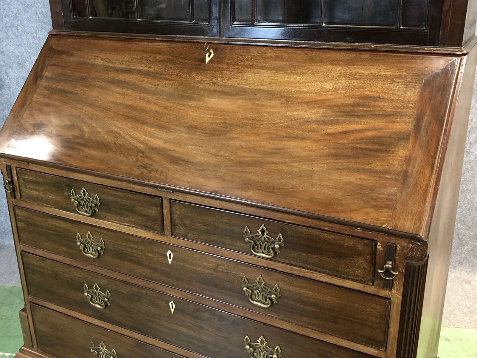 Scriban nineteenth mahogany