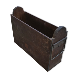 Wooden magazine holder
