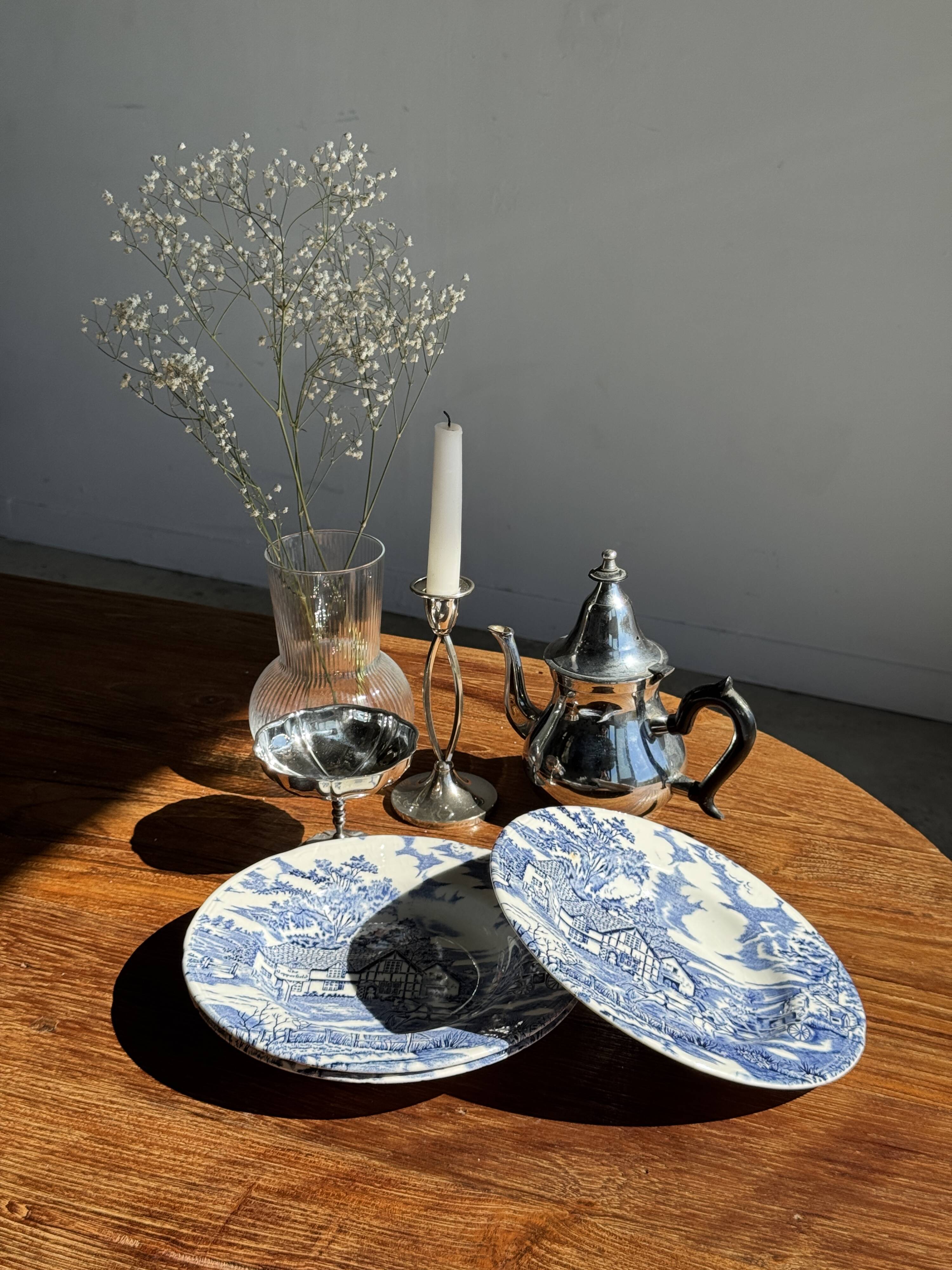 Lot de 5 assiettes anglaises bleues D23