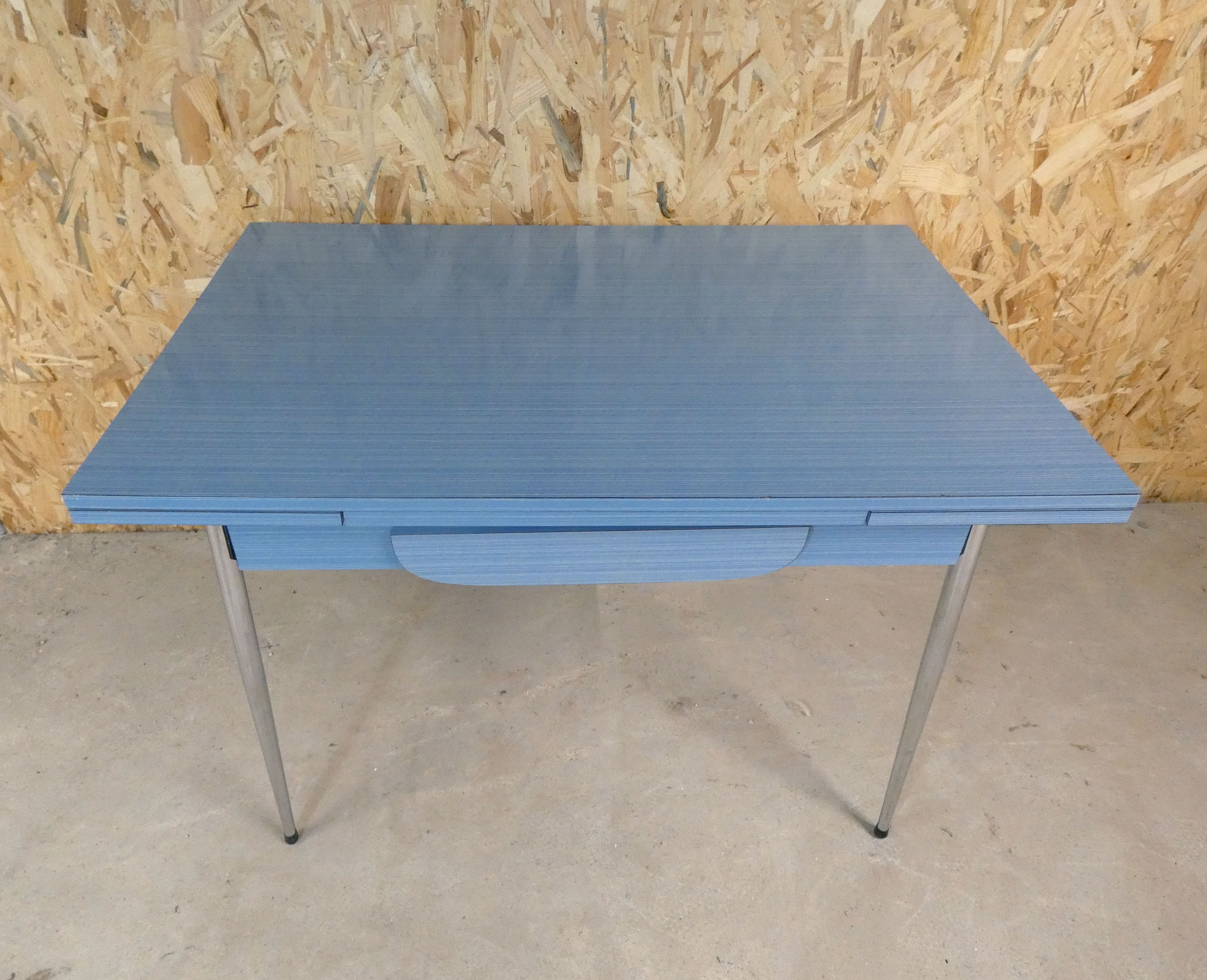Formica table