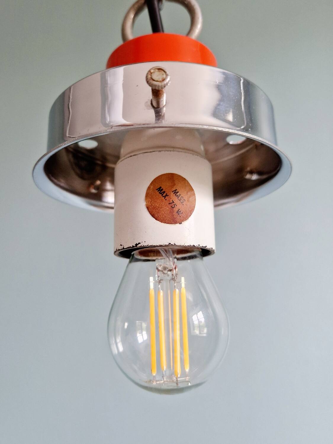 Suspension Space Age en opaline blanche, Massive, 1970