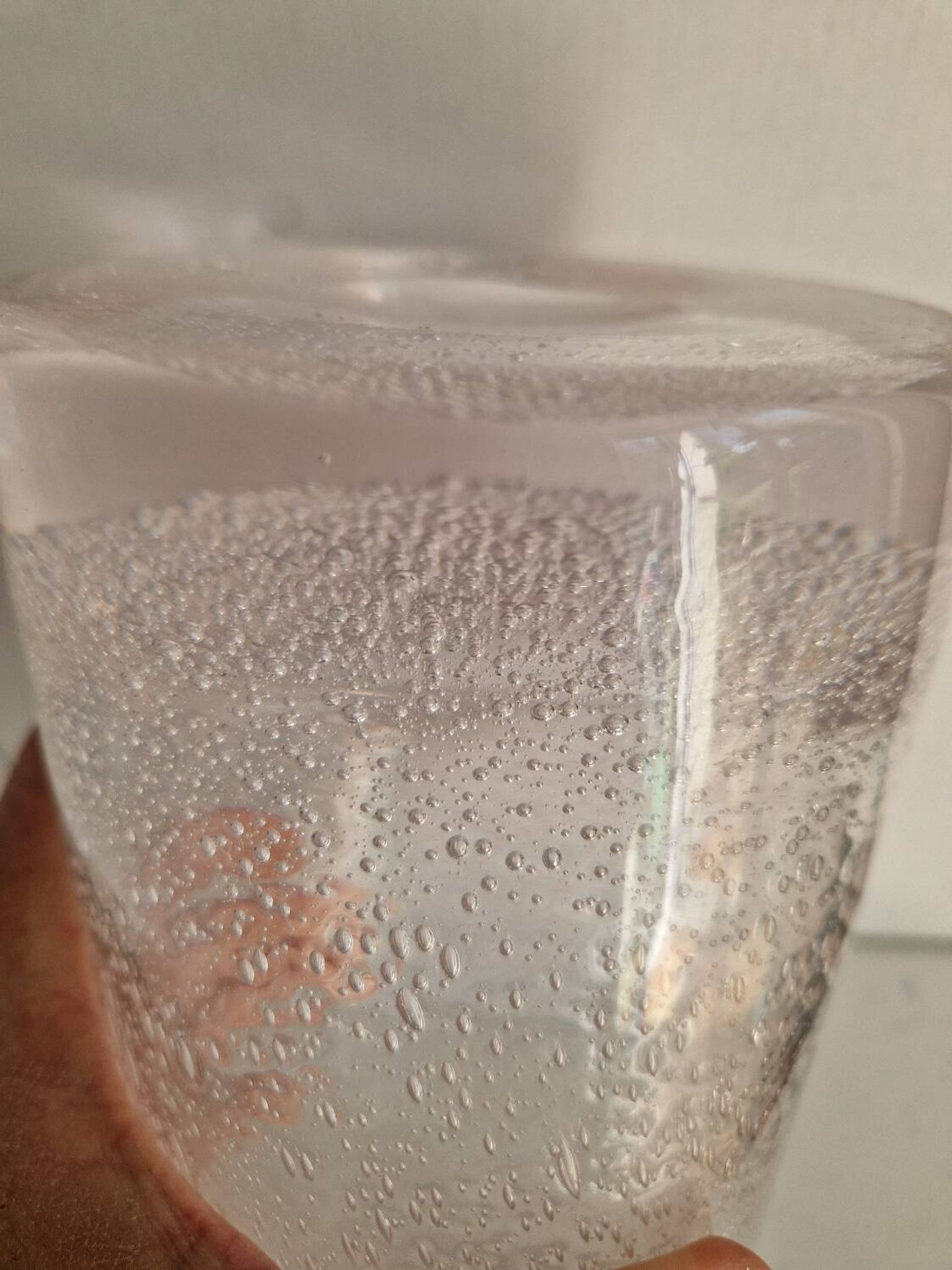 Grand vase en verre bullé style biot