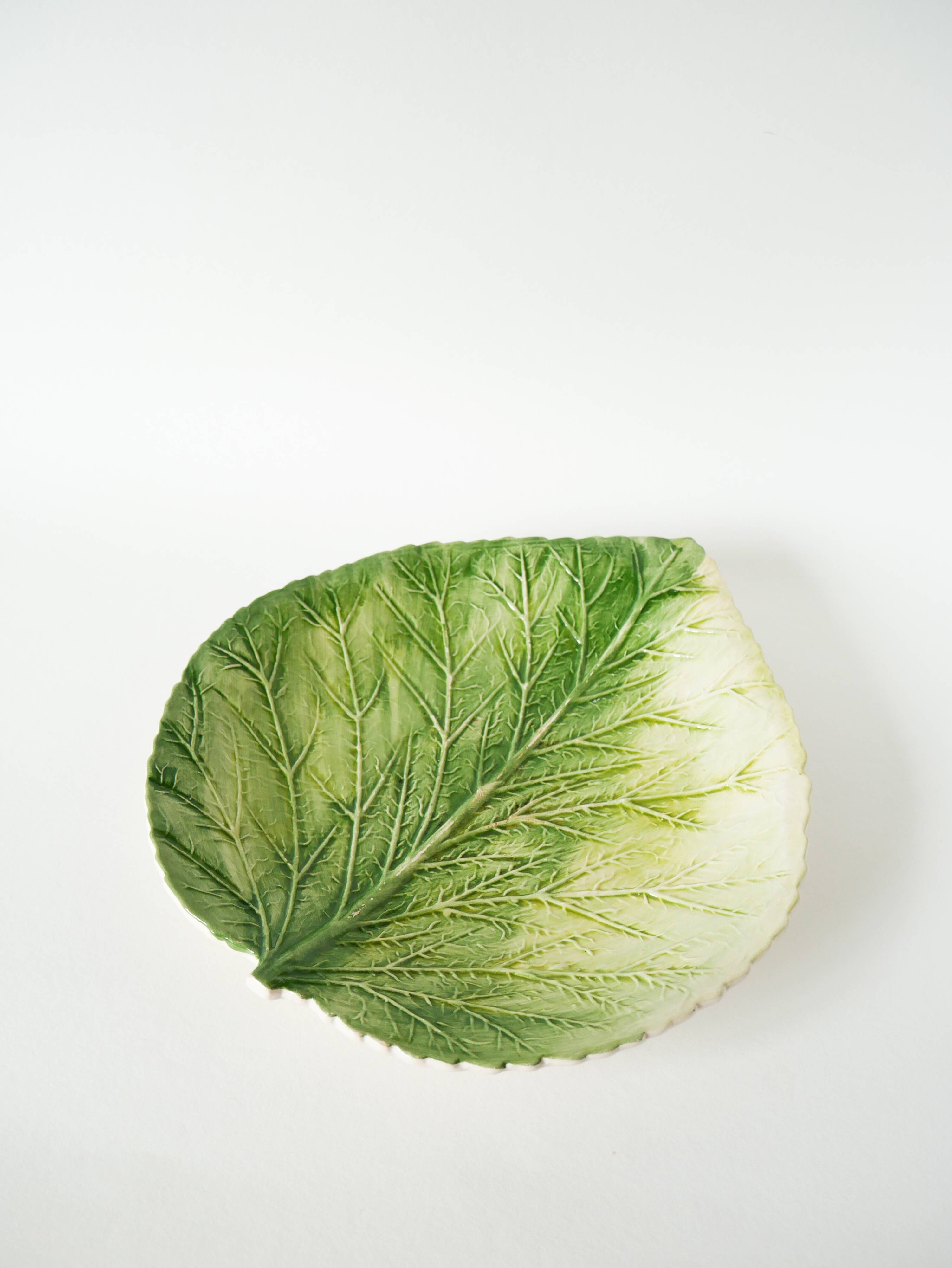 Large slip dish / cup, Leaf model, Signed, 1970