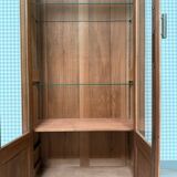 Large pharmacy display case (renovated)