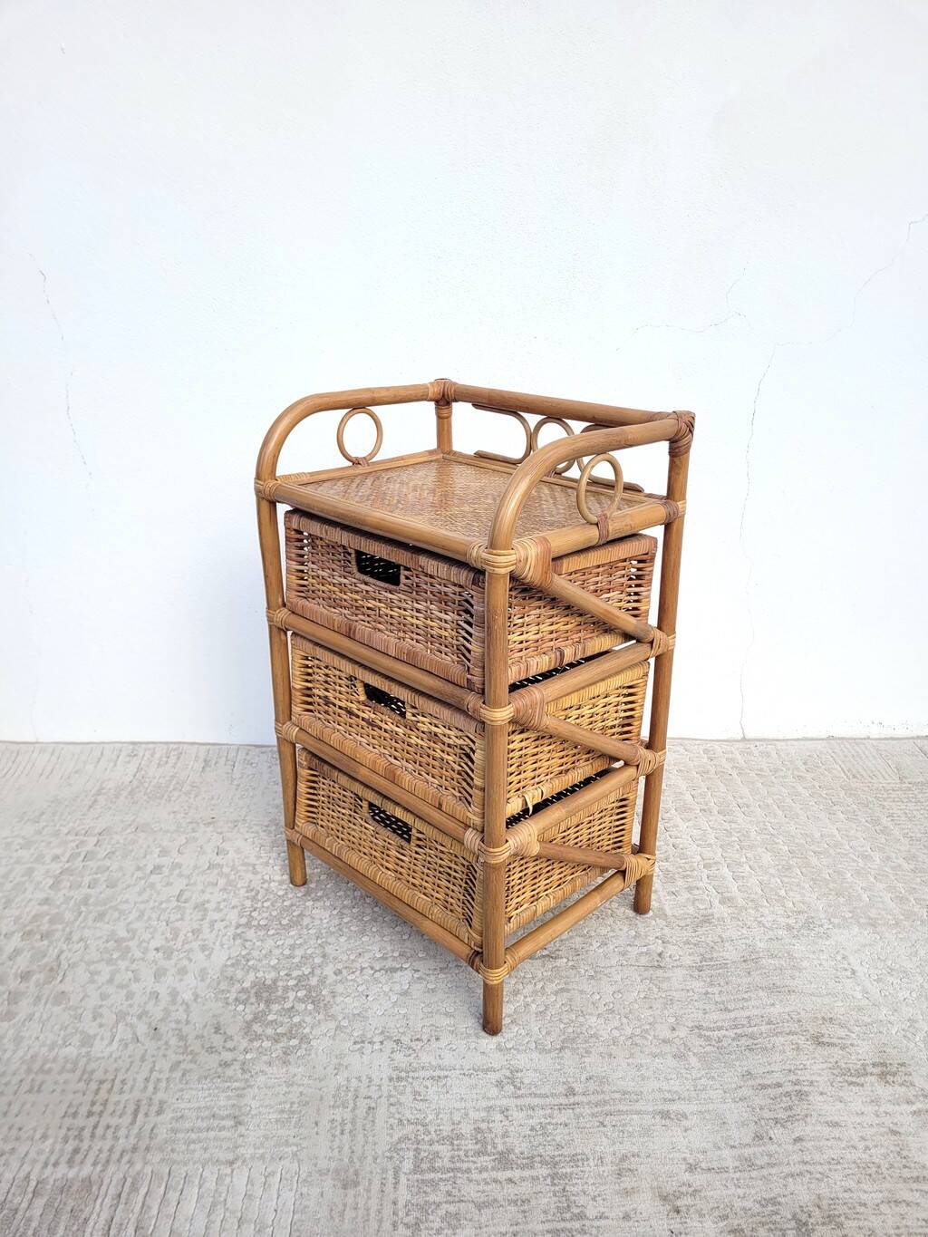 Rattan storage chest of drawers with 3 drawers