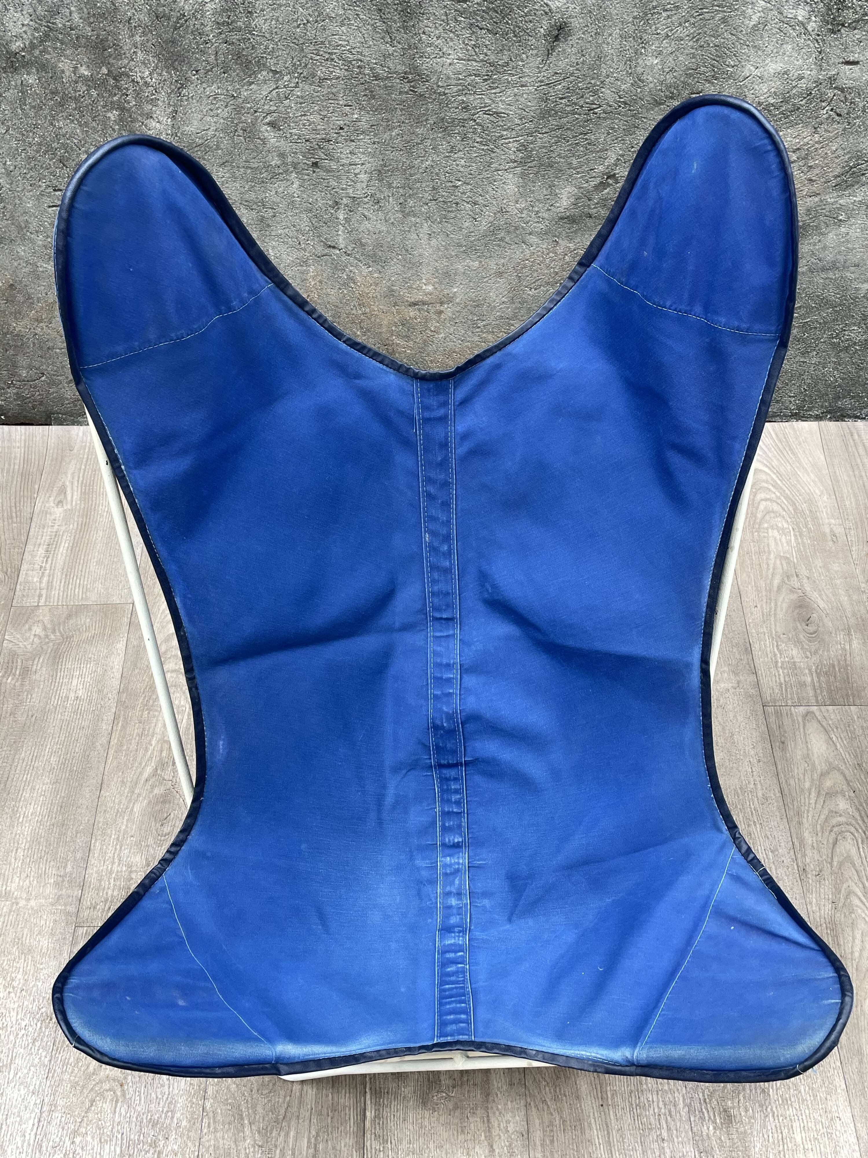 Pair of AA butterfly armchairs, 1970s