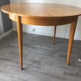 Round table 60s
