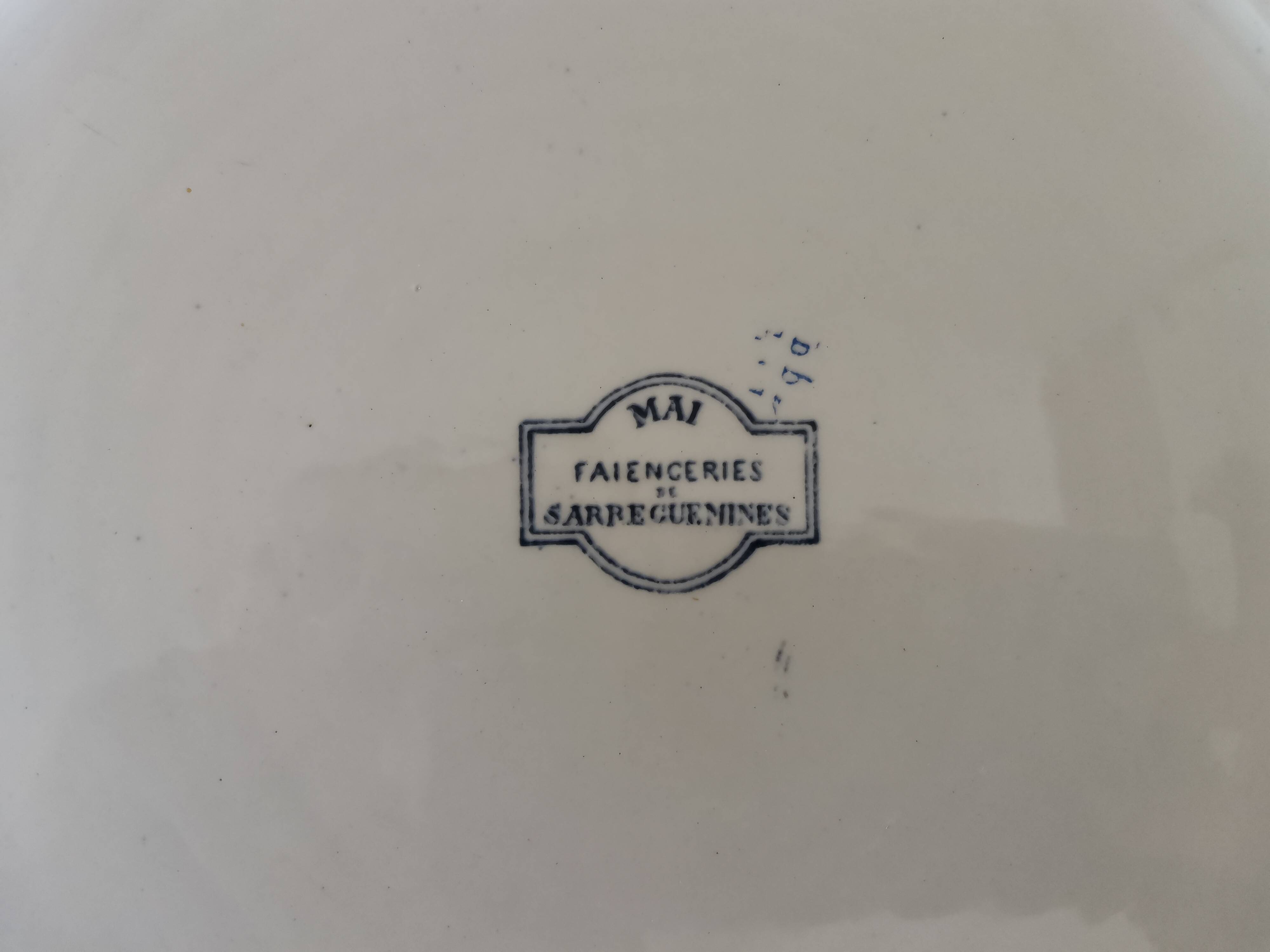 Large hollow dish from sarreguemines may collection