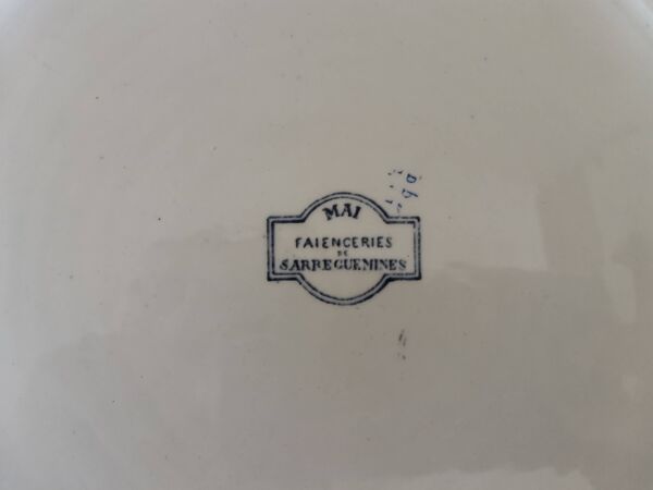 Grand plat creux faience de sarreguemines collection mai