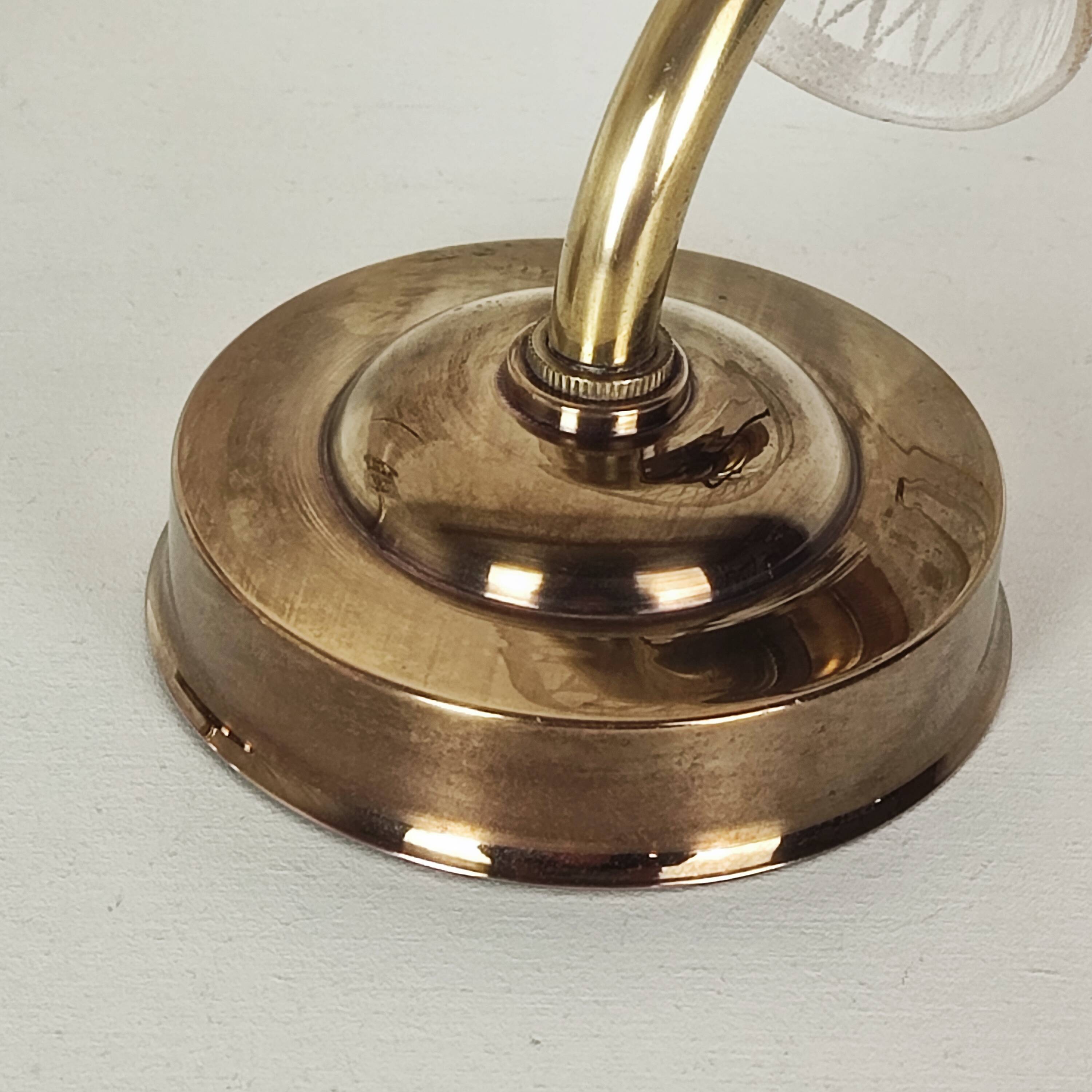 Pair of 50' wall lights