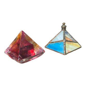 Paperweight pyramids