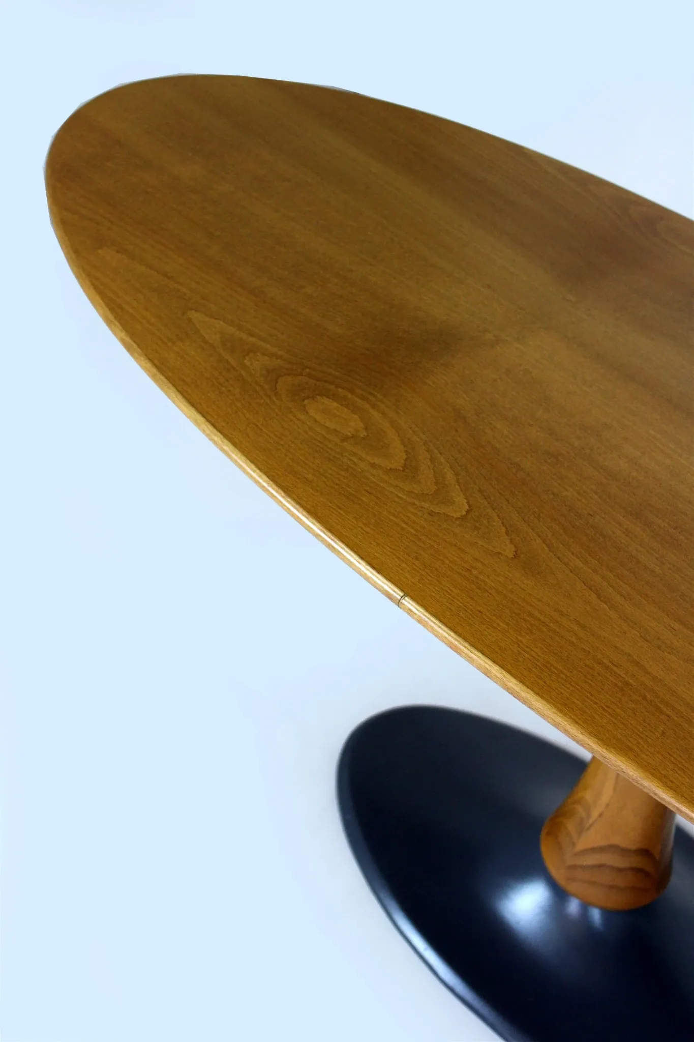 Mid-Century Modern Oval Tulip Coffee Table from Drevotvar, 1960s
