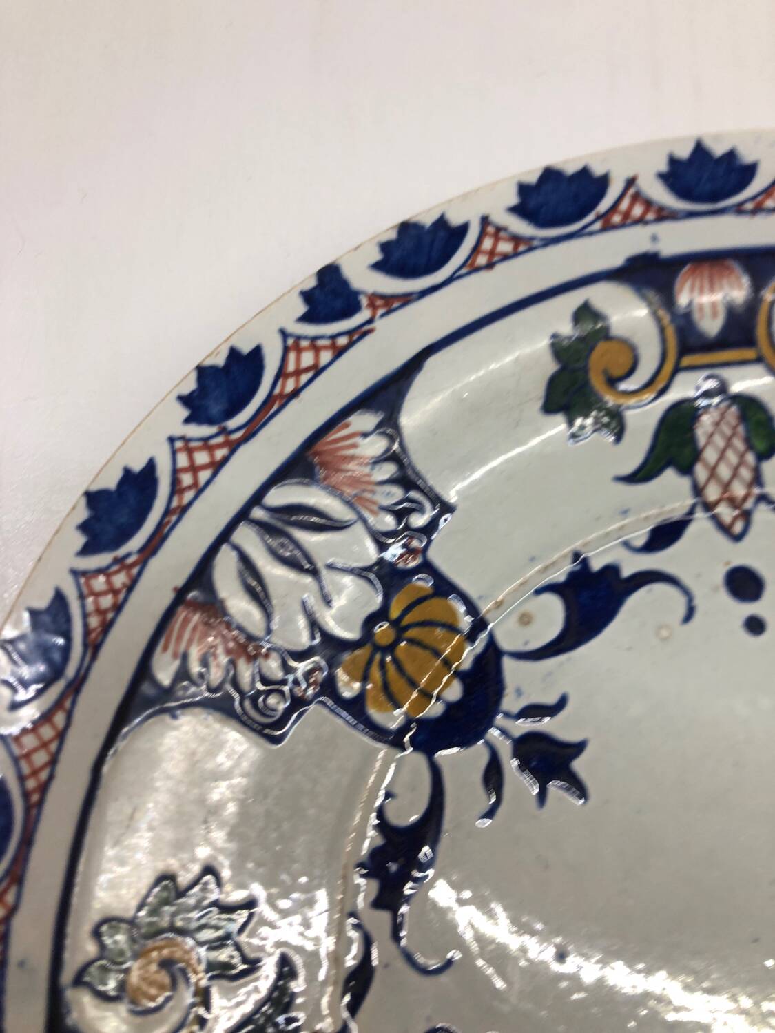 Gien earthenware plate, late 19th century
