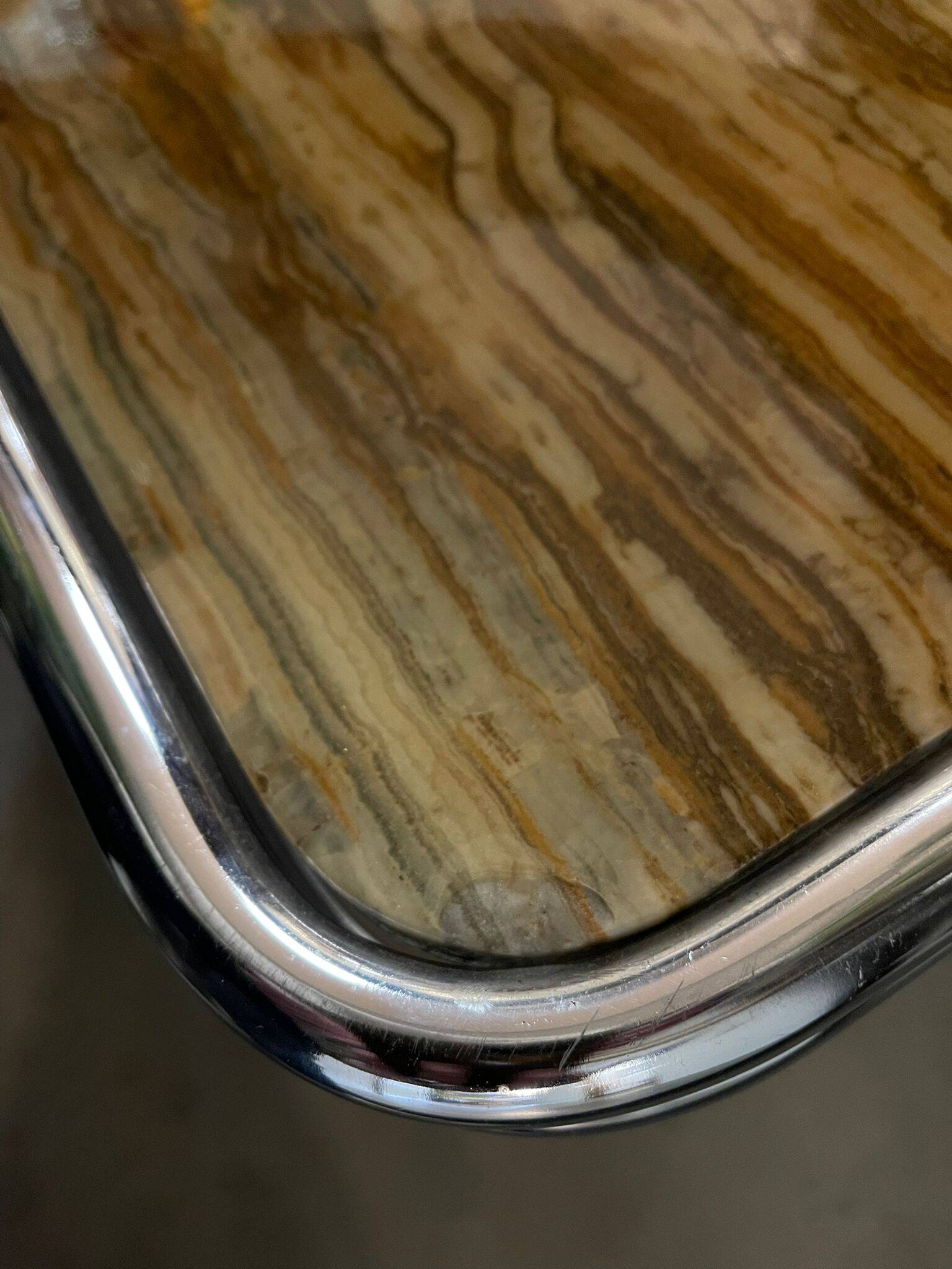 Table basse en marbre vintage 'style Bauhaus'