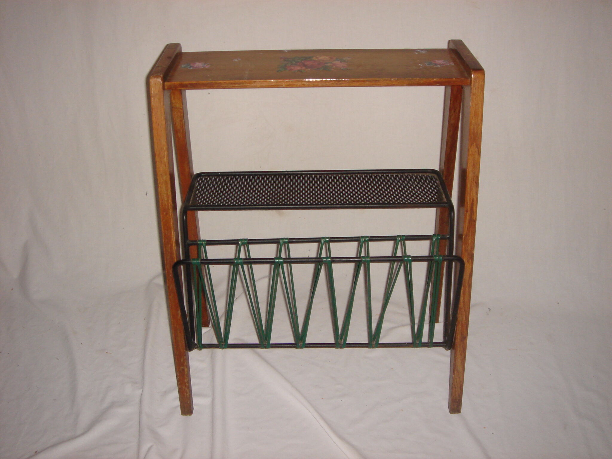 Magazine rack 1950