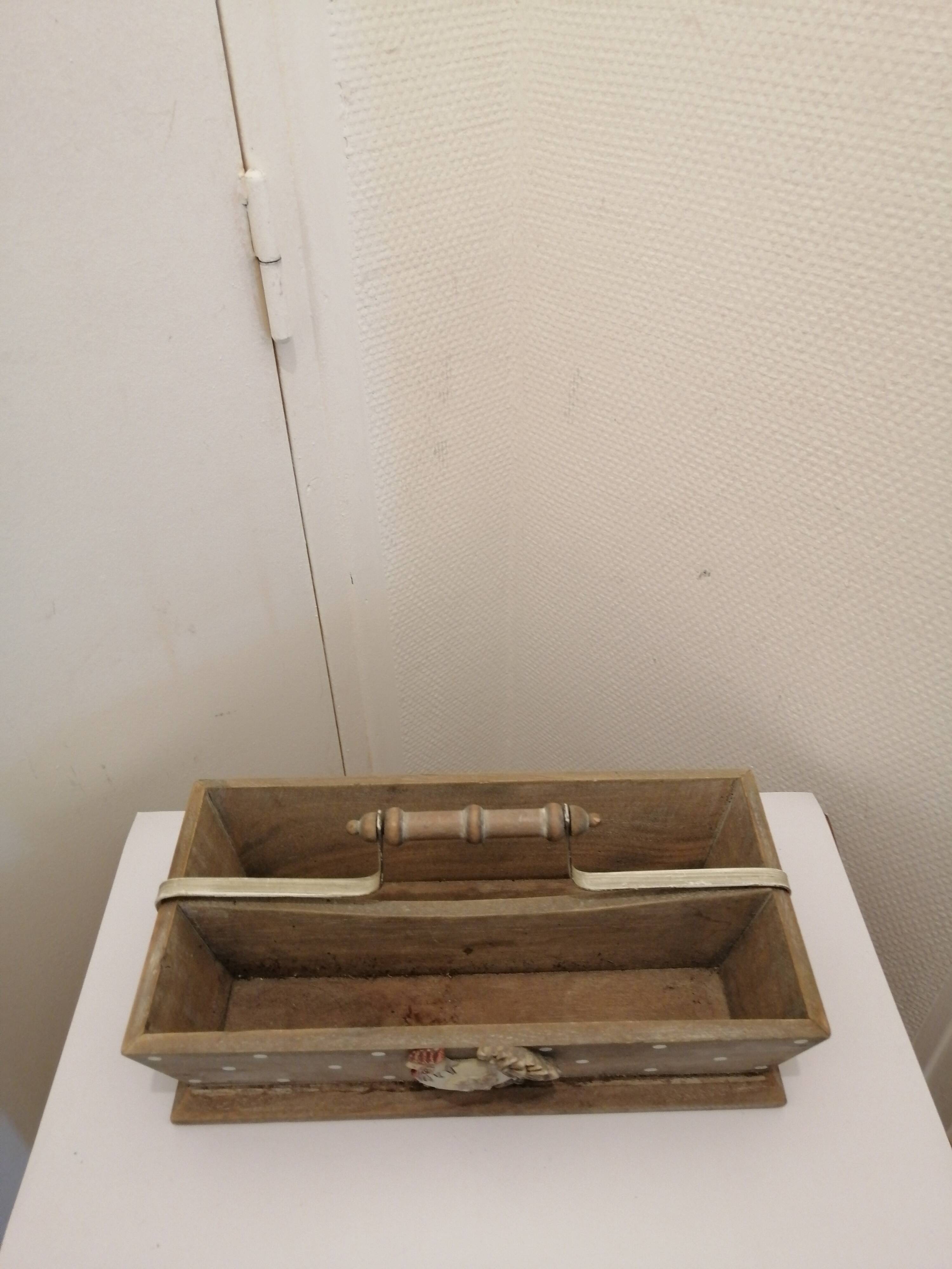 Panier a oeufs ou autres en bois vintage