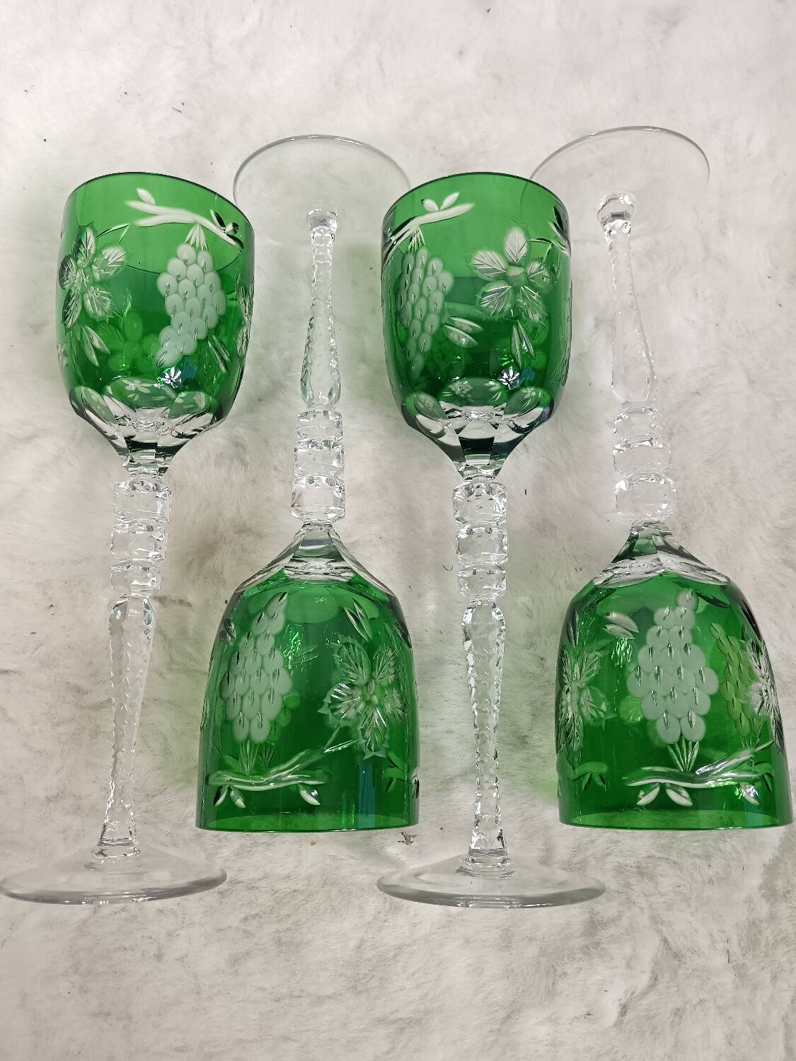 Lot de 4 verres cristal.