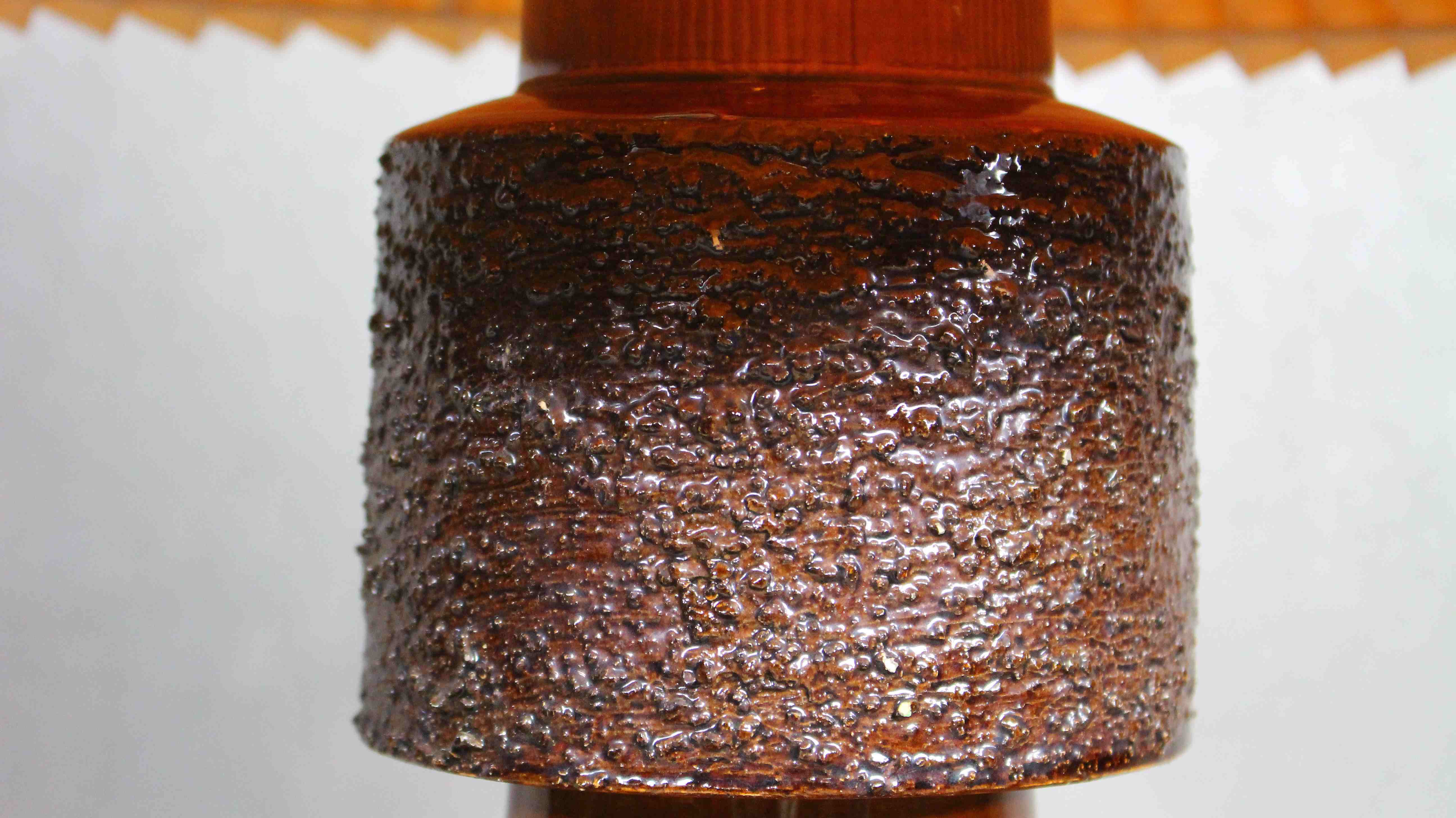 Lampe en céramique brutaliste années 1970