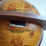 Vintage world map bar