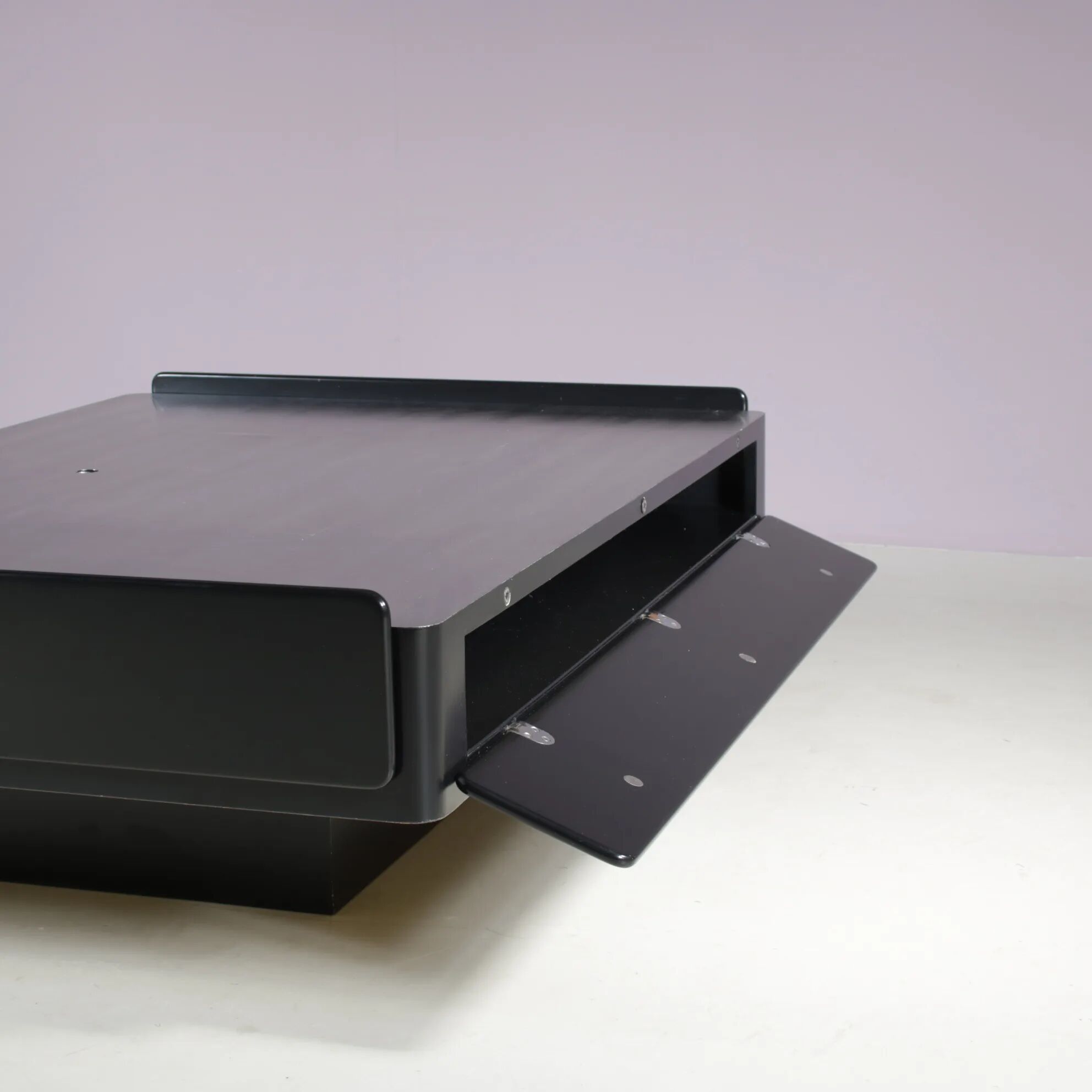 “Caori” coffee table by Vico Magistretti for Gavina, Italy 1960