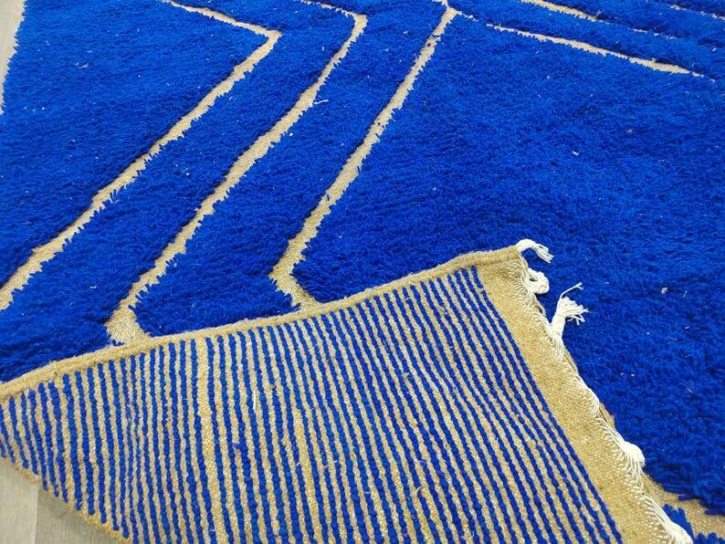 Tapis marocain bleu décoré 250cmx150cm