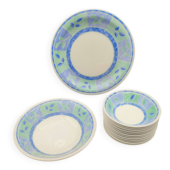 Churchill Staffordshire table service 14 pieces Verdigris model